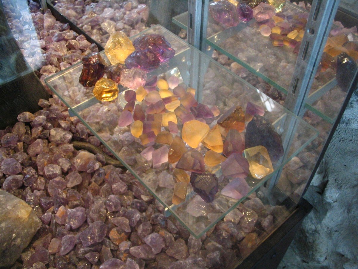 Bolivianite (Ametrine)