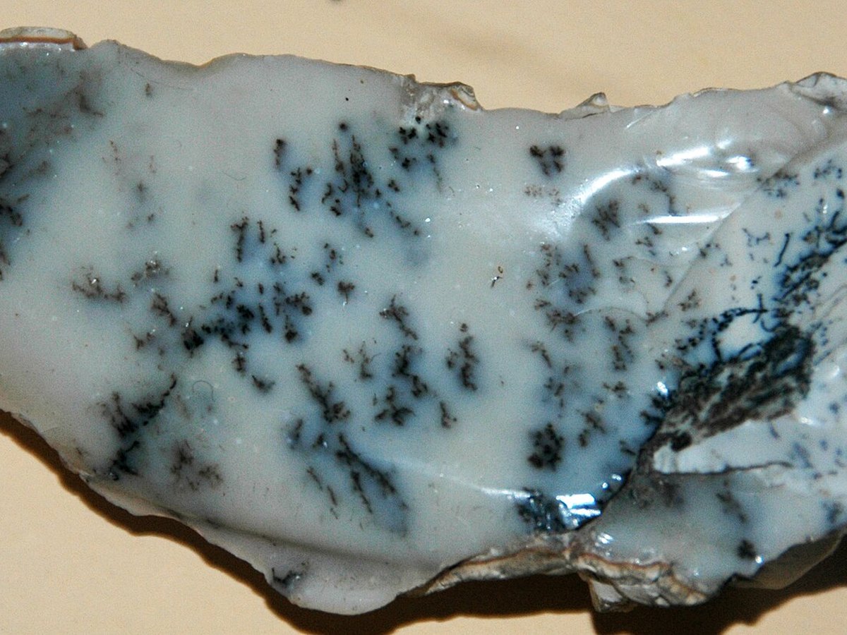 Dendritic Opal